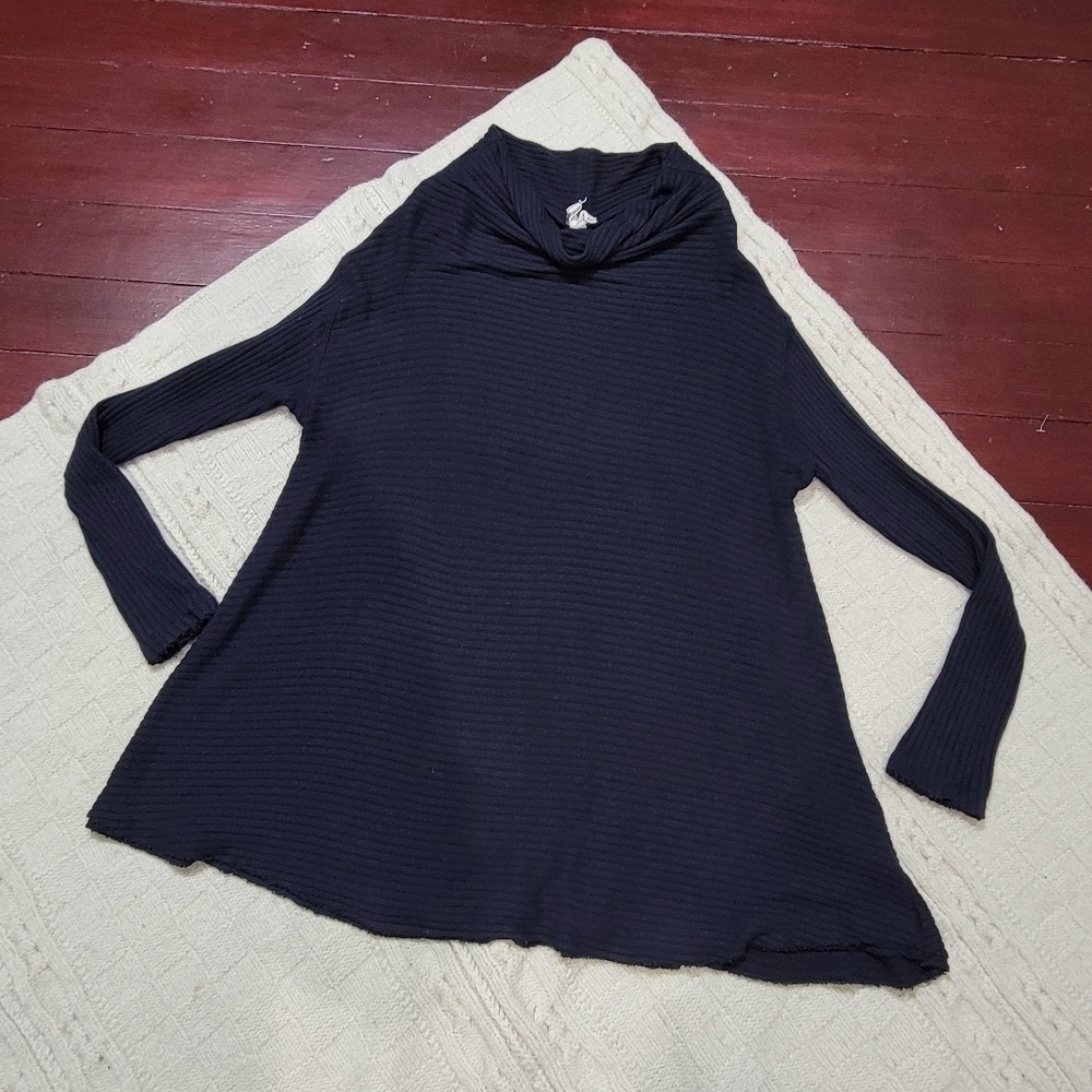 We The Free Lover Split Back Mock Neck Ribbed Knit Top size S/M Black